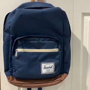 Hershel pop quiz backpack navy